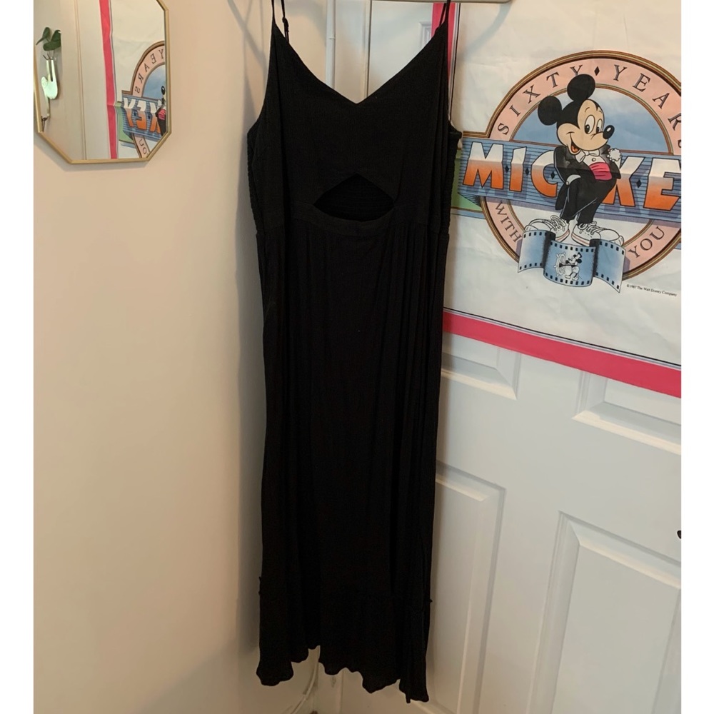 Aerie Black Midi dress with keyhole cutout